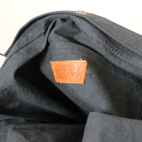 WARM useful shoulder bag large　DARK NAVY