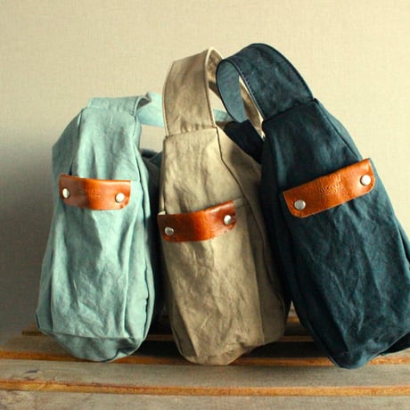 WARM narrow shoulder bag small　DARK NAVY