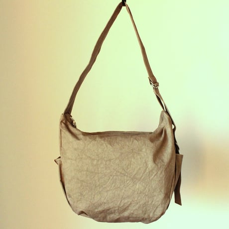 WARM narrow shoulder bag large CAMEL