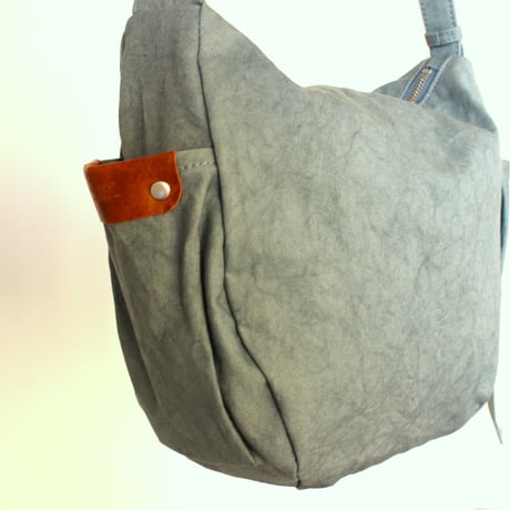 WARM narrow shoulder bag small  BLUE