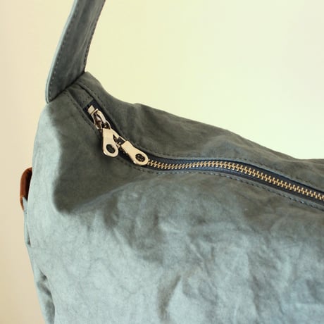 WARM narrow shoulder bag small  BLUE