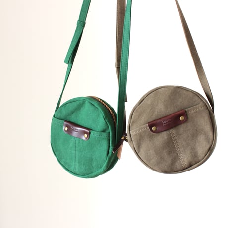 BO circle shoulder bag GREEN