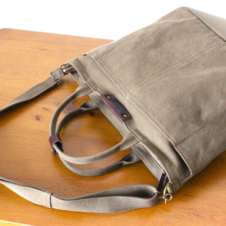 BO simple tote bag midium KHAKI