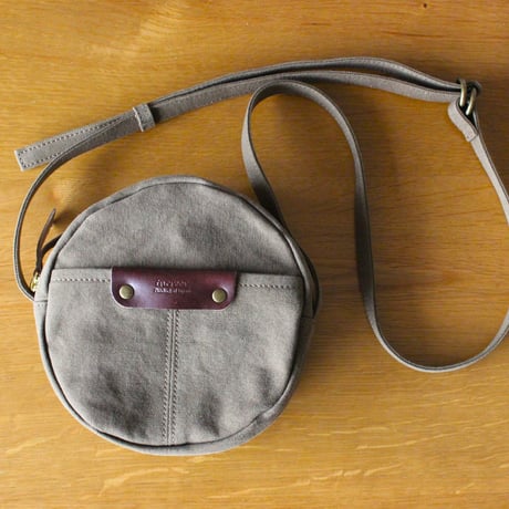BO circle shoulder bag KHAKI