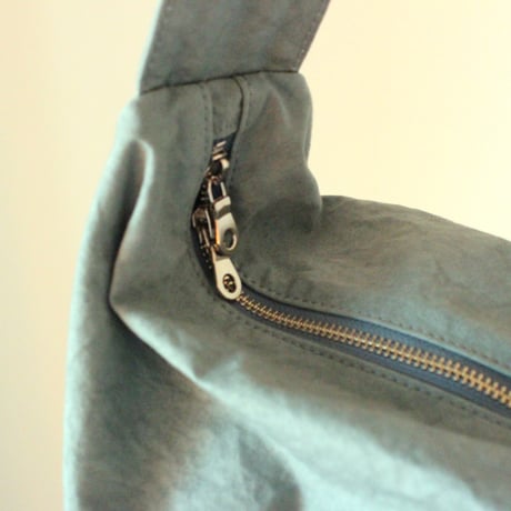 WARM narrow shoulder bag large  BLUE