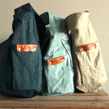 WARM narrow shoulder bag large  BLUE