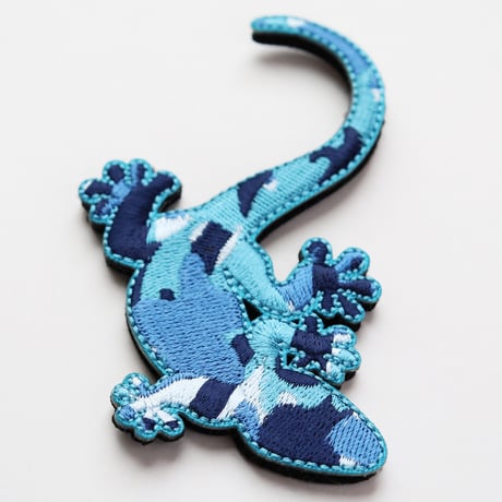 ワッペン トカゲ（ヤモリ） マジックテープ（ベルクロ・面ファスナー）着脱式 ミリタリー サバゲー 刺繍パッチ 青系