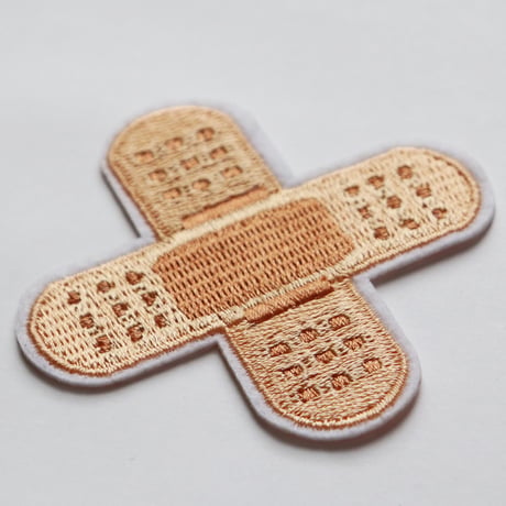 ワッペン 絆創膏 2枚セット アイロン接着 ばんそうこう クロス貼りのデザイン 刺繍パッチ 説明書付き