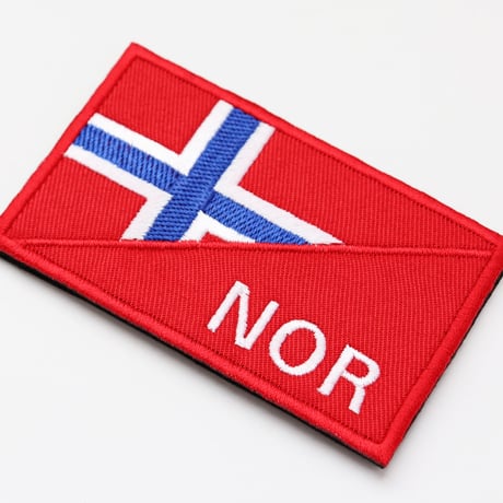 ワッペン ノルウェー 国旗 NOR マジックテープ（ベルクロ・面ファスナー）着脱式 ミリタリー サバゲー スカンディナヴィア十字 刺繍パッチ サイズ：8.7×5.4cm