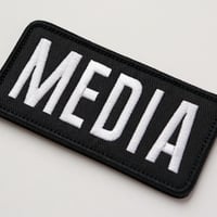 ワッペン MEDIA （メディア・報道機関・マスコミ） マジックテープ（ベルクロ・面ファスナー）着脱 ミリタリー サバゲー 刺繍パッチ 白枠 サイズ：横10cm、縦5cm