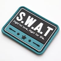ワッペン SWAT（特殊部隊） PVCパッチ マジックテープ着脱 色：グリーン系 サイズ：6.5×5cm