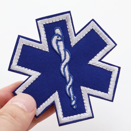 ワッペン アスクレピオスの杖 救急医療のシンボルマーク 命の星 マジックテープ（ベルクロ・面ファスナー）着脱式 ミリタリー サバゲー 刺繍パッチ 星型 サイズ：横7.5cm、縦7.2cm