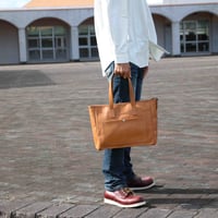 カリー　シンプルレザートート横型57236