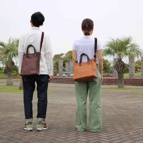 カリー　レザートート横型57231