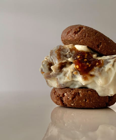 Cream cheese sand