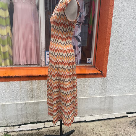 オレンジ刺繍 Derhy Aラインワンピース フランスサイズS キャップスリーブ Vネック