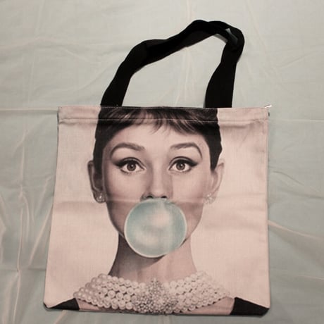 風船ガム Audrey Hepburn オードリーヘップバーン 布 トートバッグ ファスナー付