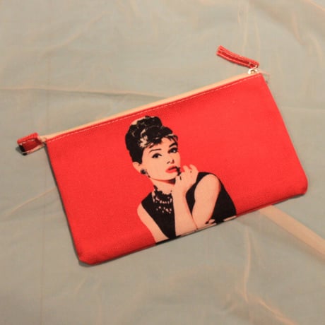 オードリーヘプバーン オードリー・ヘプバーン【公式】 (@audrey_cinema) / X