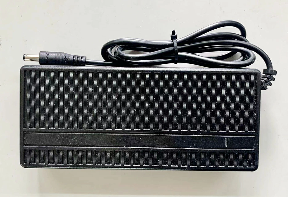 電動キックボード 48V充電器 | 電動キックスケーター用 高速充電AC