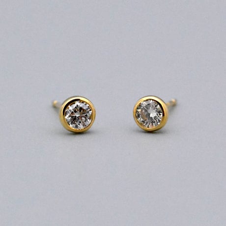 【K18YG】オーブダイヤモンドピアス0.30ct