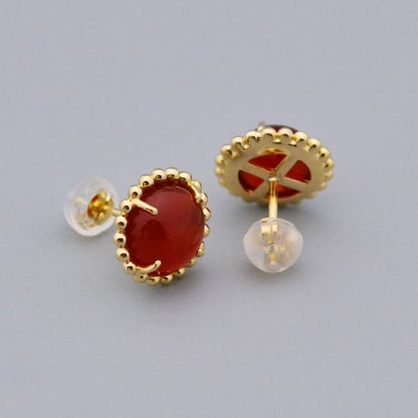 【K18YG】クラシックボールドピアス〈カーネリアン〉