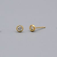 【K18YG】オーブダイヤモンドピアス0.20ct