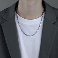 Twist Flat Chain Necklace（ツイストフラットチェーンネックレス）