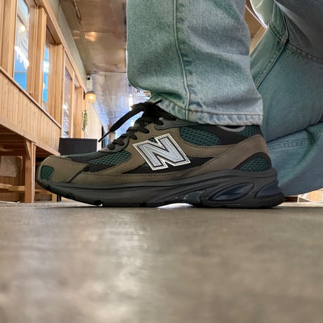 NEW BALANCE  U2010/KHAKI/GREEN