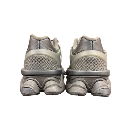 NEW BALANCE  U9060/BLACK CEMENT