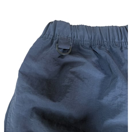 Dillmates NYLON SHORTS/OG LWP