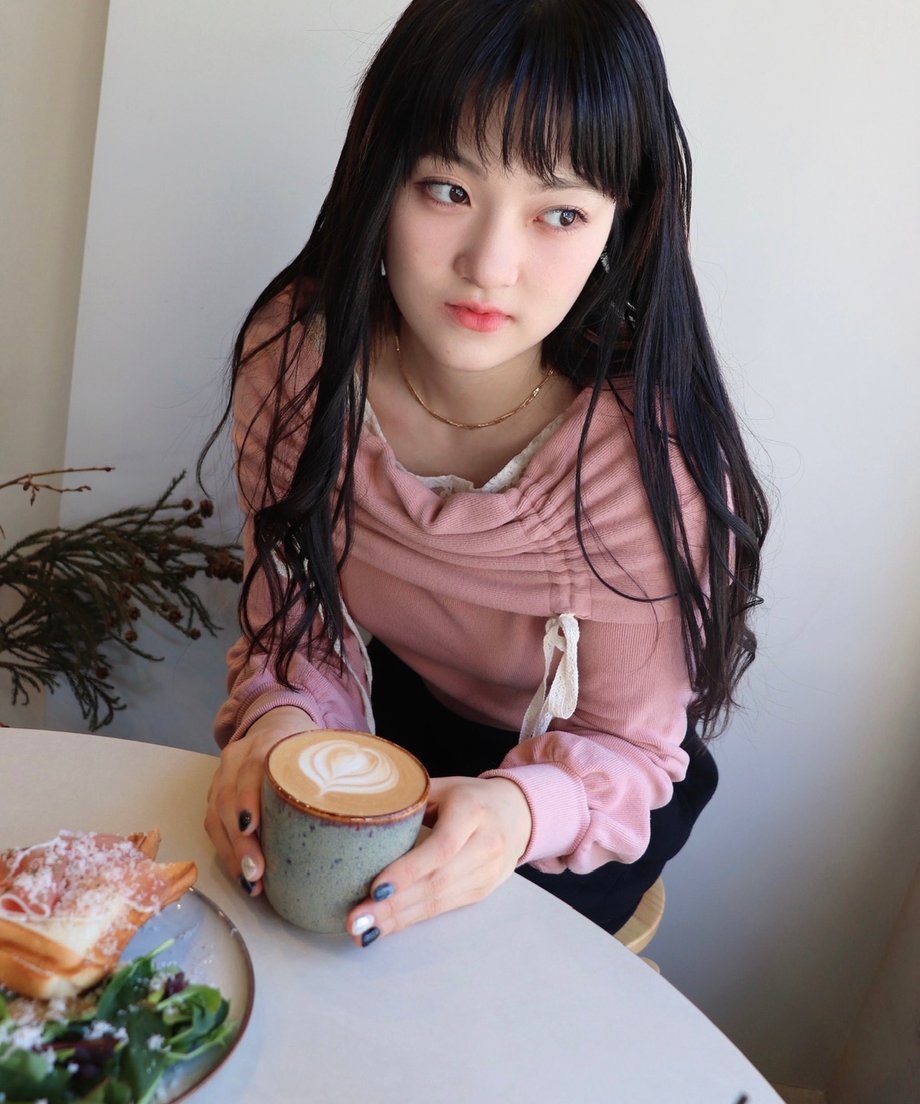 69412727577d50340f95a63b