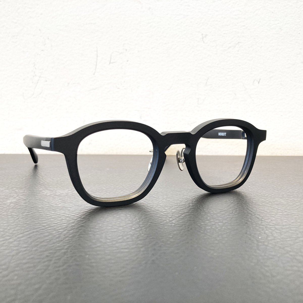 NORUTノーラット【CARL】 col.C-1 CLOSE YOUR EYES | clar