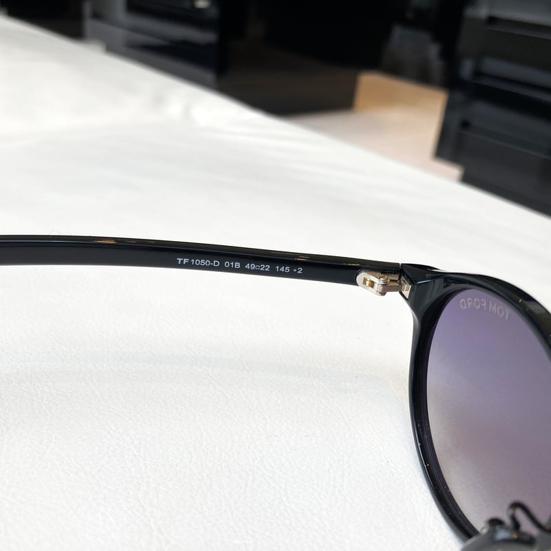 TOMFORDトムフォードサングラス【TF1050-D】 col.01B | clarity