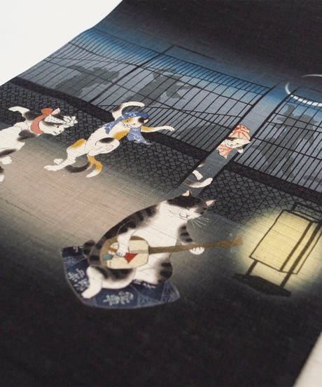 【新品】 【京袋帯】 【お仕立済み】 wa・kka「猫の踊り場」お太鼓柄 青墨 麻 カジュアル 送料無料！【商品番号】90100016
