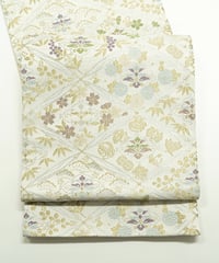 【新品】 【袋帯】 【お仕立済み】全通柄 白 宝づくし 菱 ポリエスエル フォーマル 送料無料！【商品番号】90100063