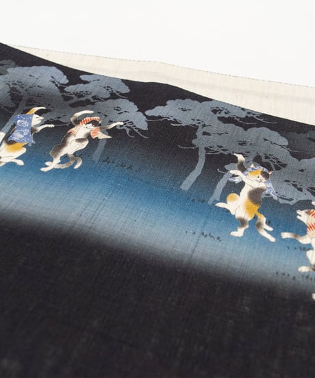 【新品】 【京袋帯】 【お仕立済み】 wa・kka「猫の踊り場」お太鼓柄 青墨 麻 カジュアル 送料無料！【商品番号】90100016