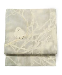 【新品】九寸名古屋帯 染め帯 シマエナガ 絹鼠色 [90100100]