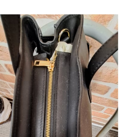 🇮🇹　本皮バック、43890円の10%オフ