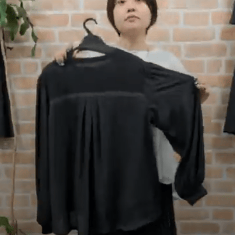 シフォンボリューム袖トップス