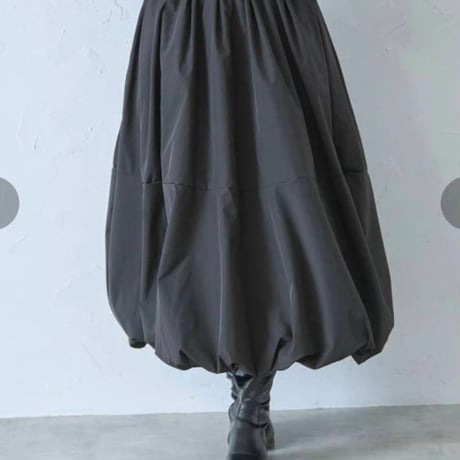 [ 再入荷] 再入荷裾切替タフタバルーンスカート.5445円の30%オフ