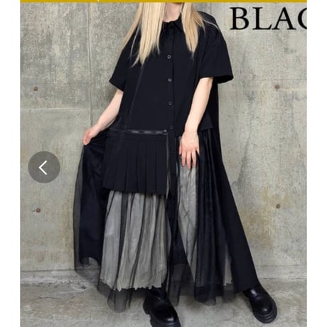 [モード]前開きナイロン裾チュールウエストファスナープリーツロングシャツ、ブラック再入荷