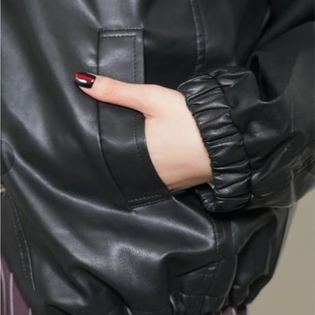 巾着付裾ドロスト合皮ジャケット