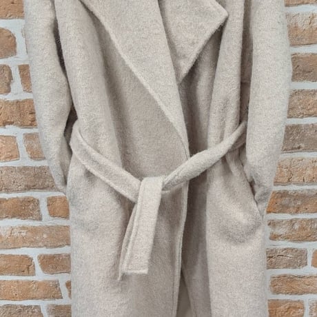 イタリア🇮🇹110cm丈圧縮ニットコート