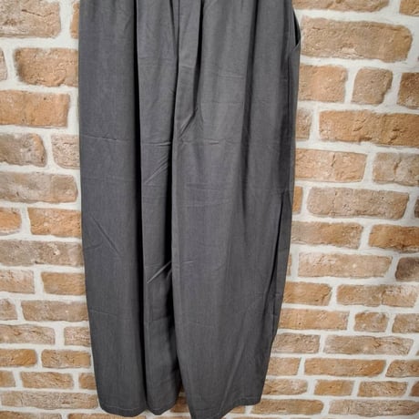 [リヨセル]ワイドカーブパンツ、柔らかい履き心地 13.995円　30%オフ 9.796円