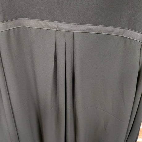 シフォンボリューム袖トップス