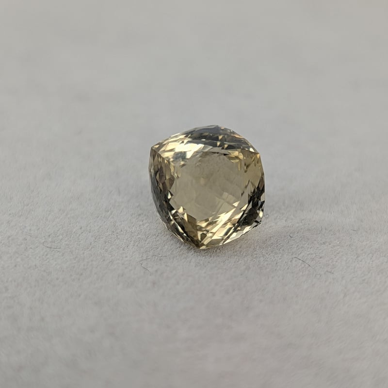 煌カット】レモンクォーツ 8mm 煌カット ルース シミズ貴石 | 鈴木屋