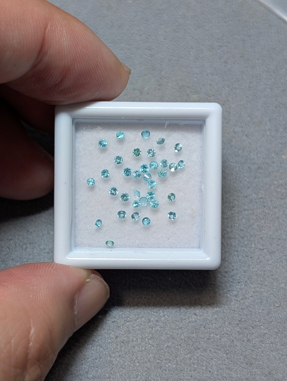 パライバトルマリン チャーム 約3.05cm ０．１１６カラット パライバトルマリン チャーム 約3.05cm 0．116カラット 2025