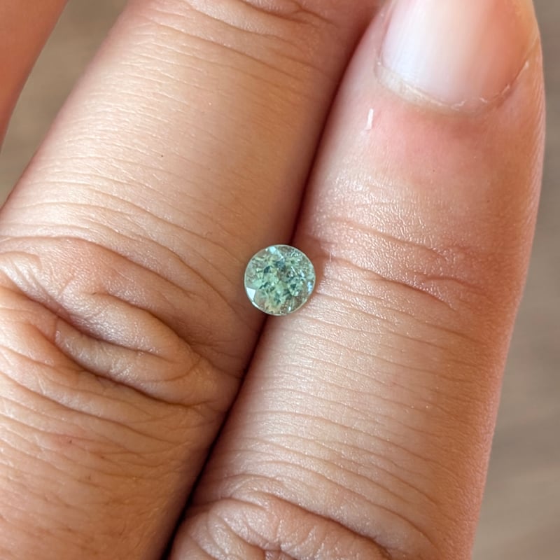 りり珍しいラウンドカット!!★モザンビーク産パーティーカラードトルマリン★ パライバトルマリン 0.42ct 4.5mm ラウンド カット ルース