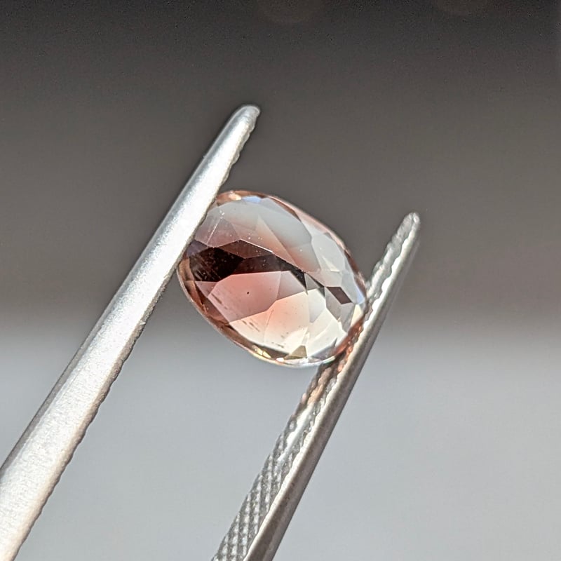 夏の特価品】オレゴンサンストーン 0.95ct 7.49×5.50mm オーバル