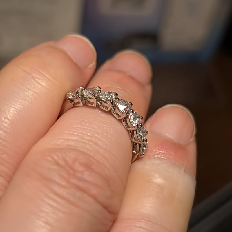 PT900ダイヤモンド 1.080ct ハートシェイプ7pcs ハーフエタニティ